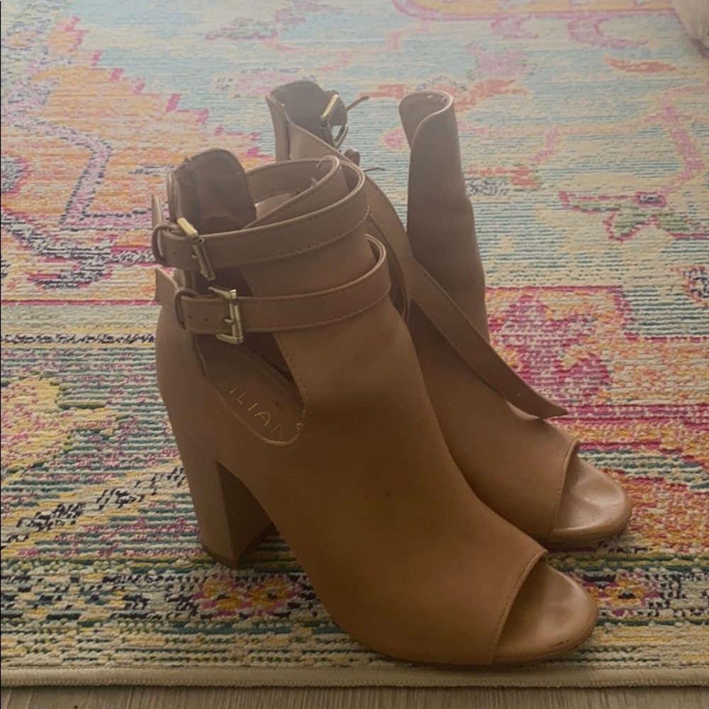 Nude open toe wedge